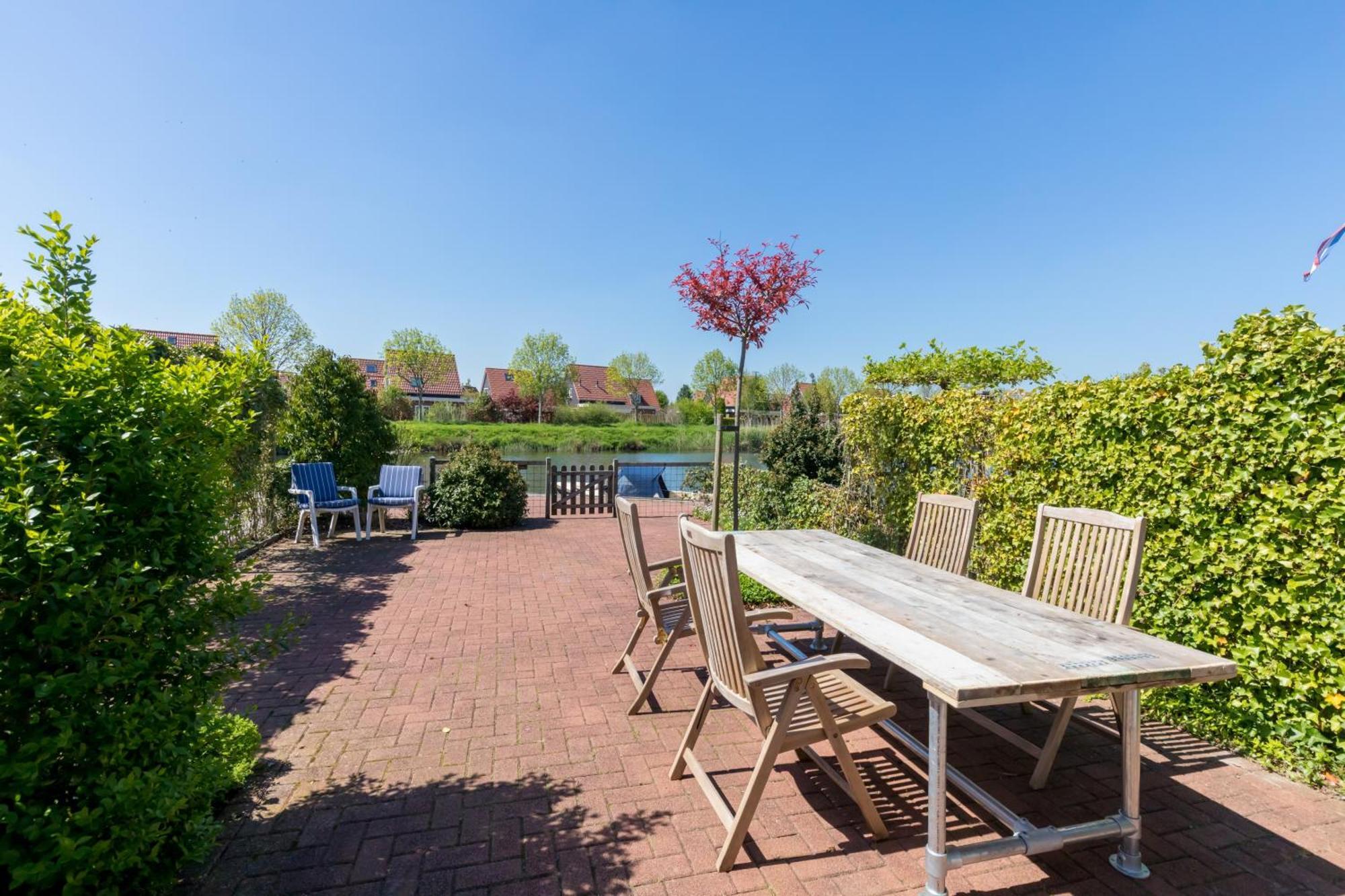 Nautic Rentals - Marinapark Oude-Tonge Экстерьер фото