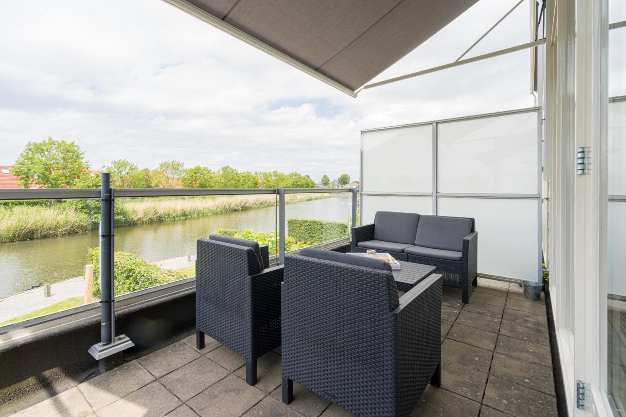 Nautic Rentals - Marinapark Oude-Tonge Экстерьер фото