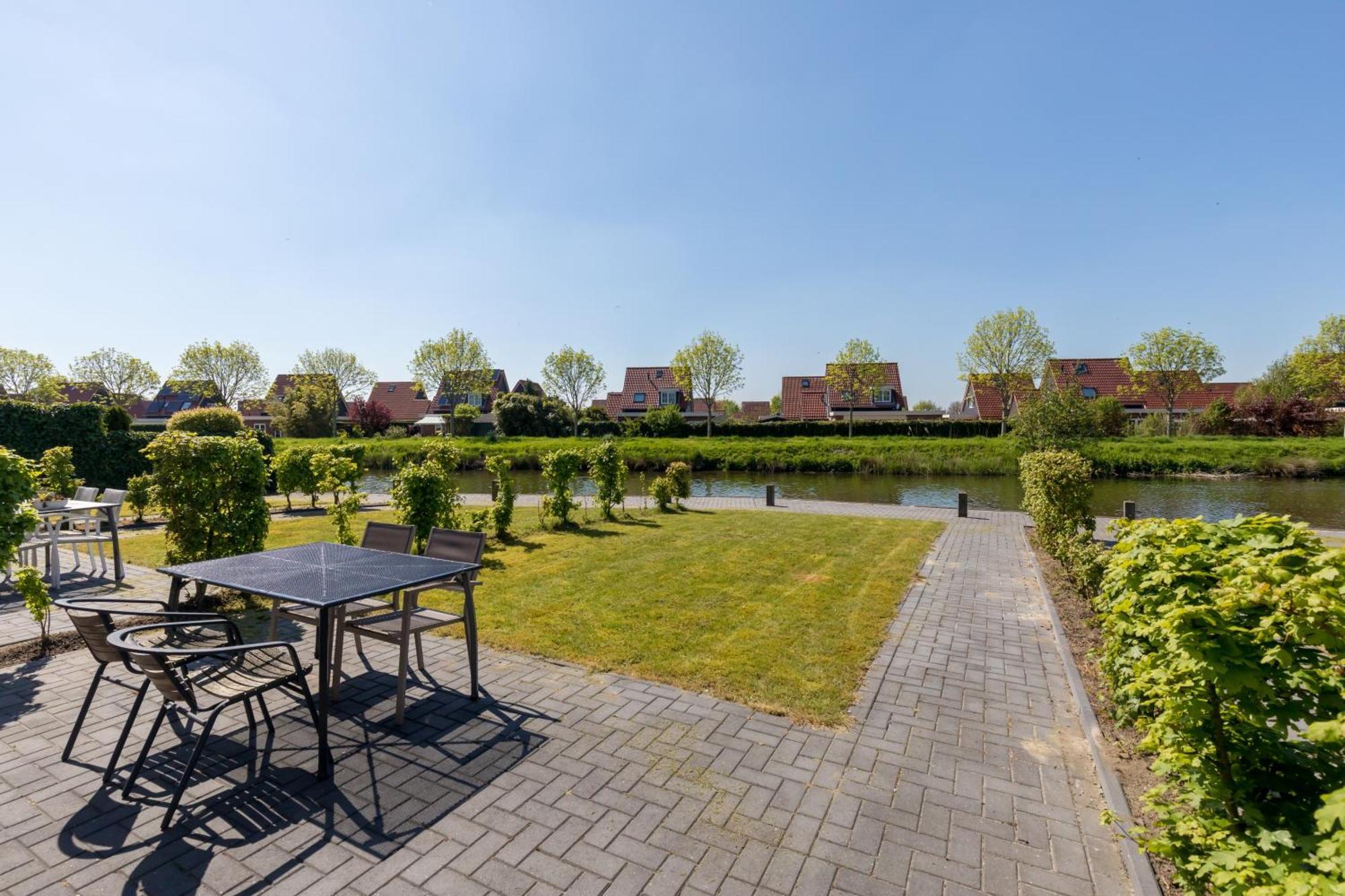 Nautic Rentals - Marinapark Oude-Tonge Экстерьер фото