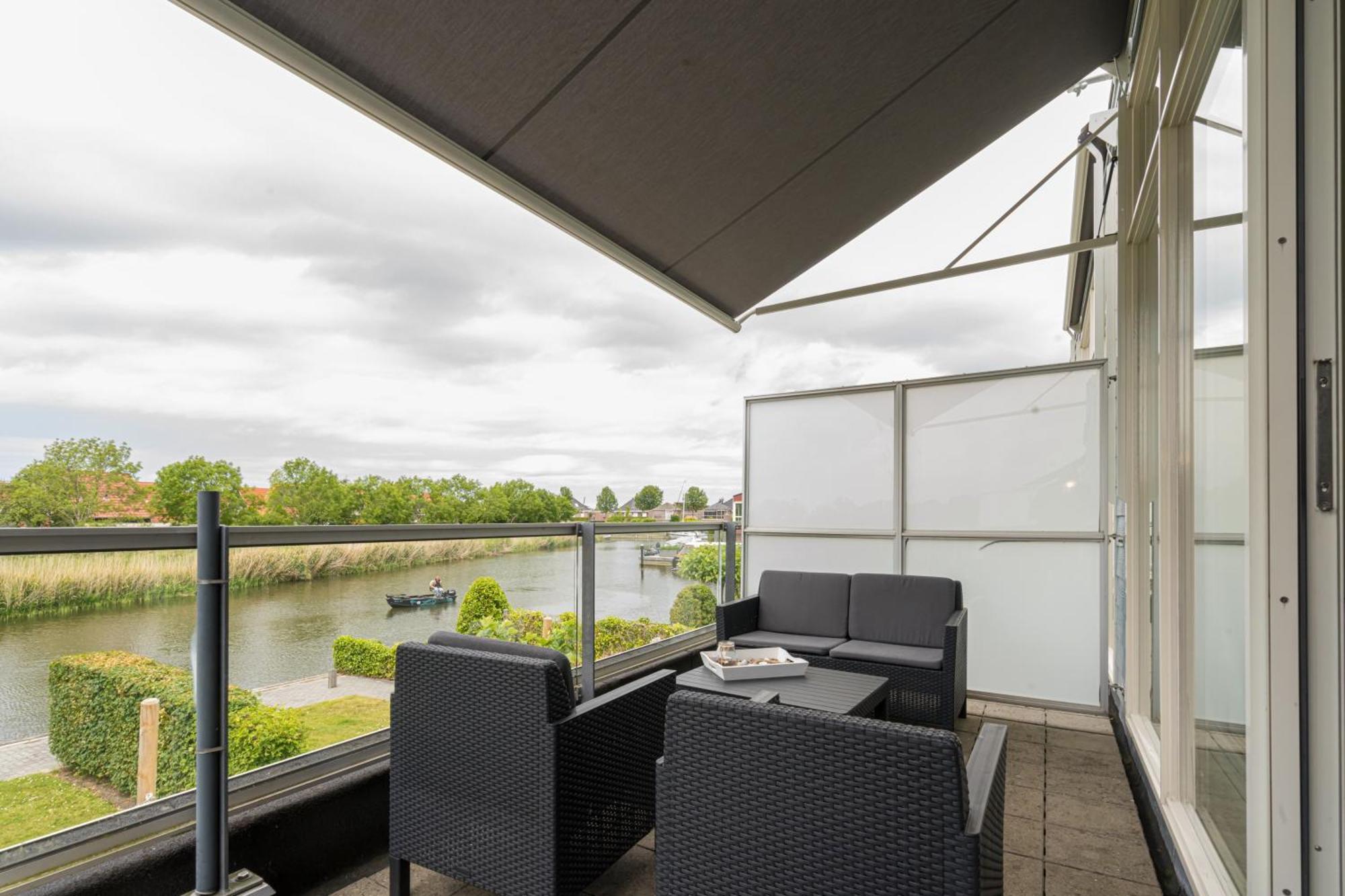 Nautic Rentals - Marinapark Oude-Tonge Экстерьер фото