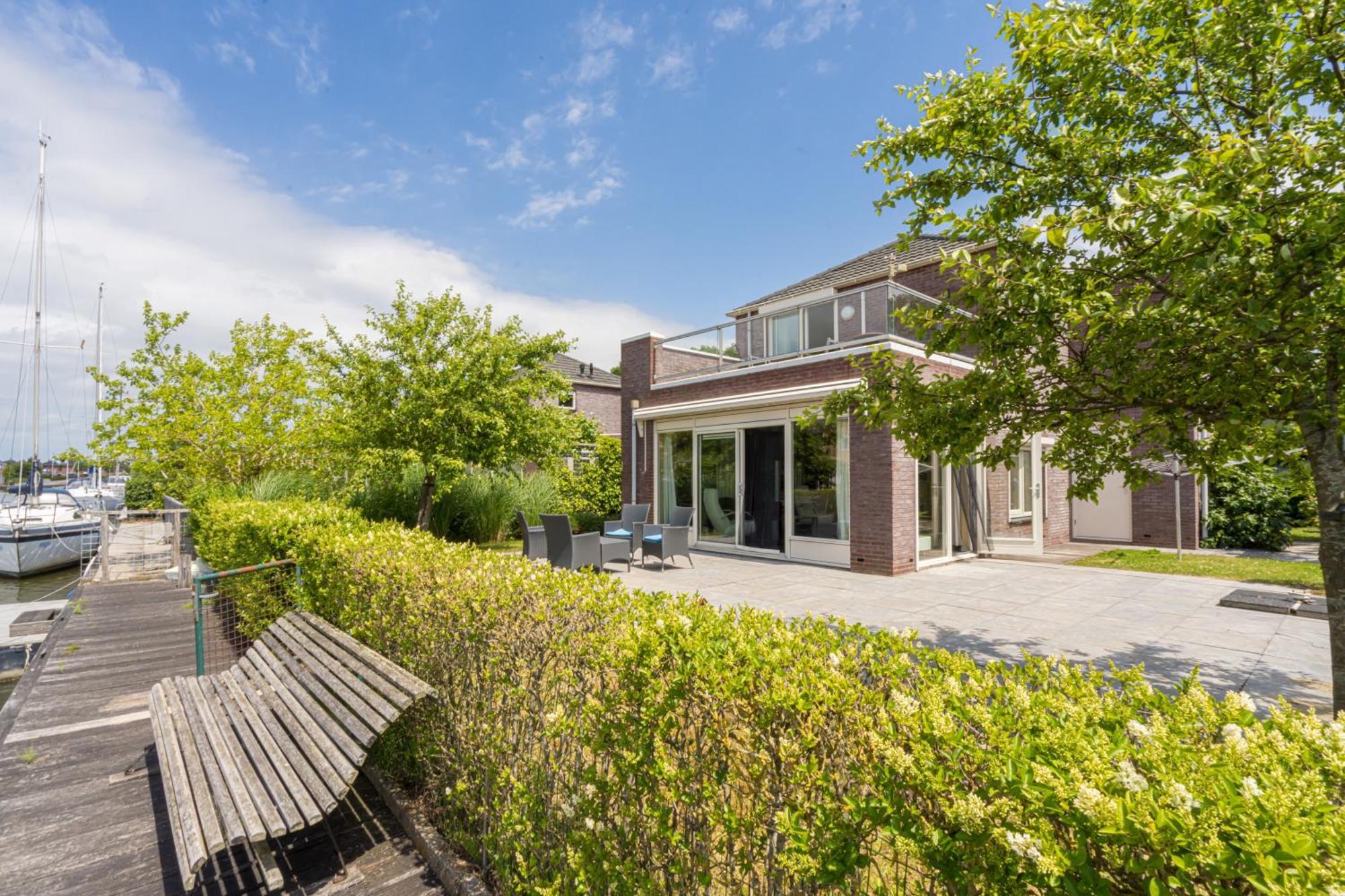 Nautic Rentals - Marinapark Oude-Tonge Экстерьер фото