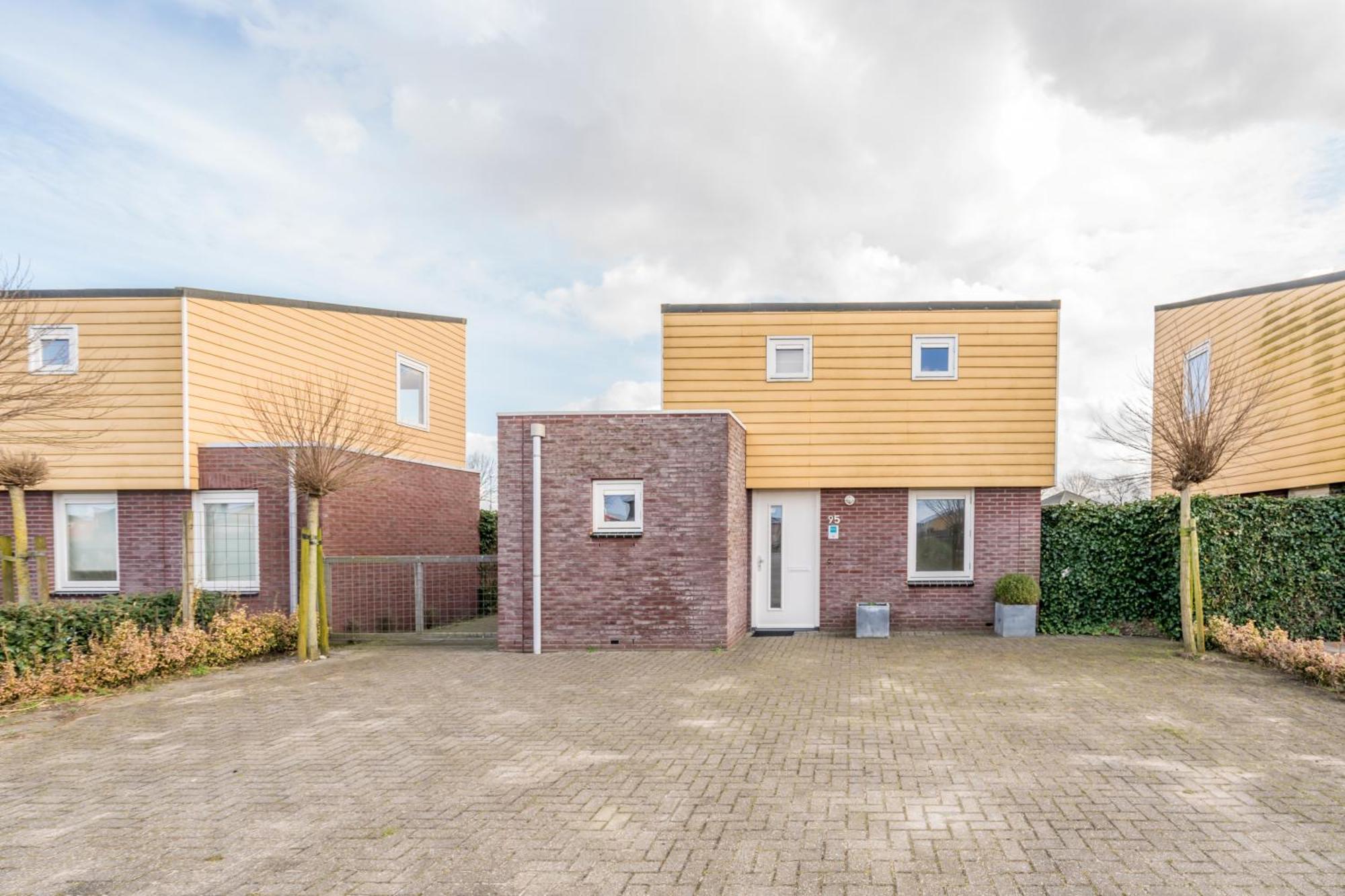 Nautic Rentals - Marinapark Oude-Tonge Экстерьер фото