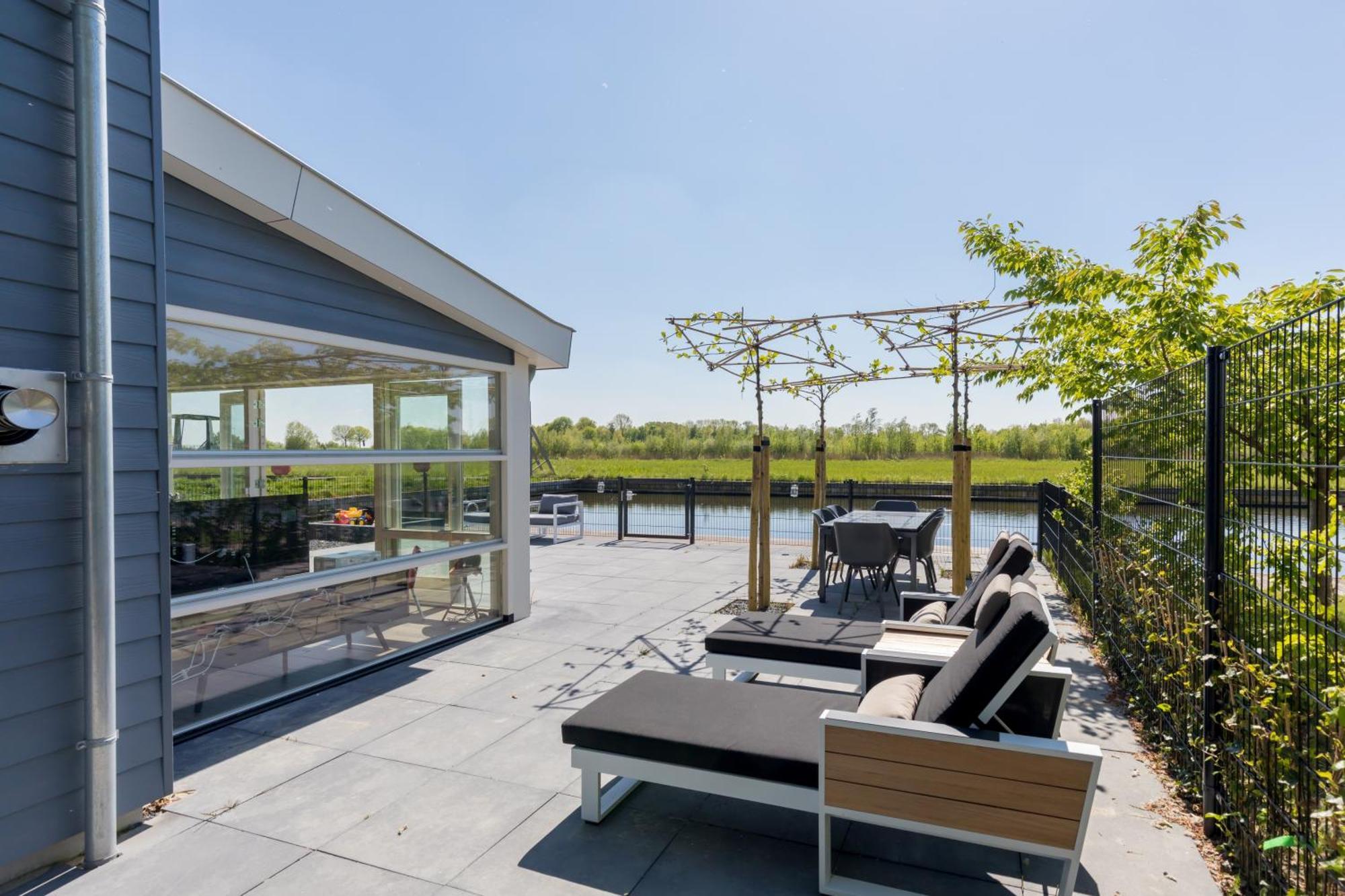 Nautic Rentals - Marinapark Oude-Tonge Экстерьер фото