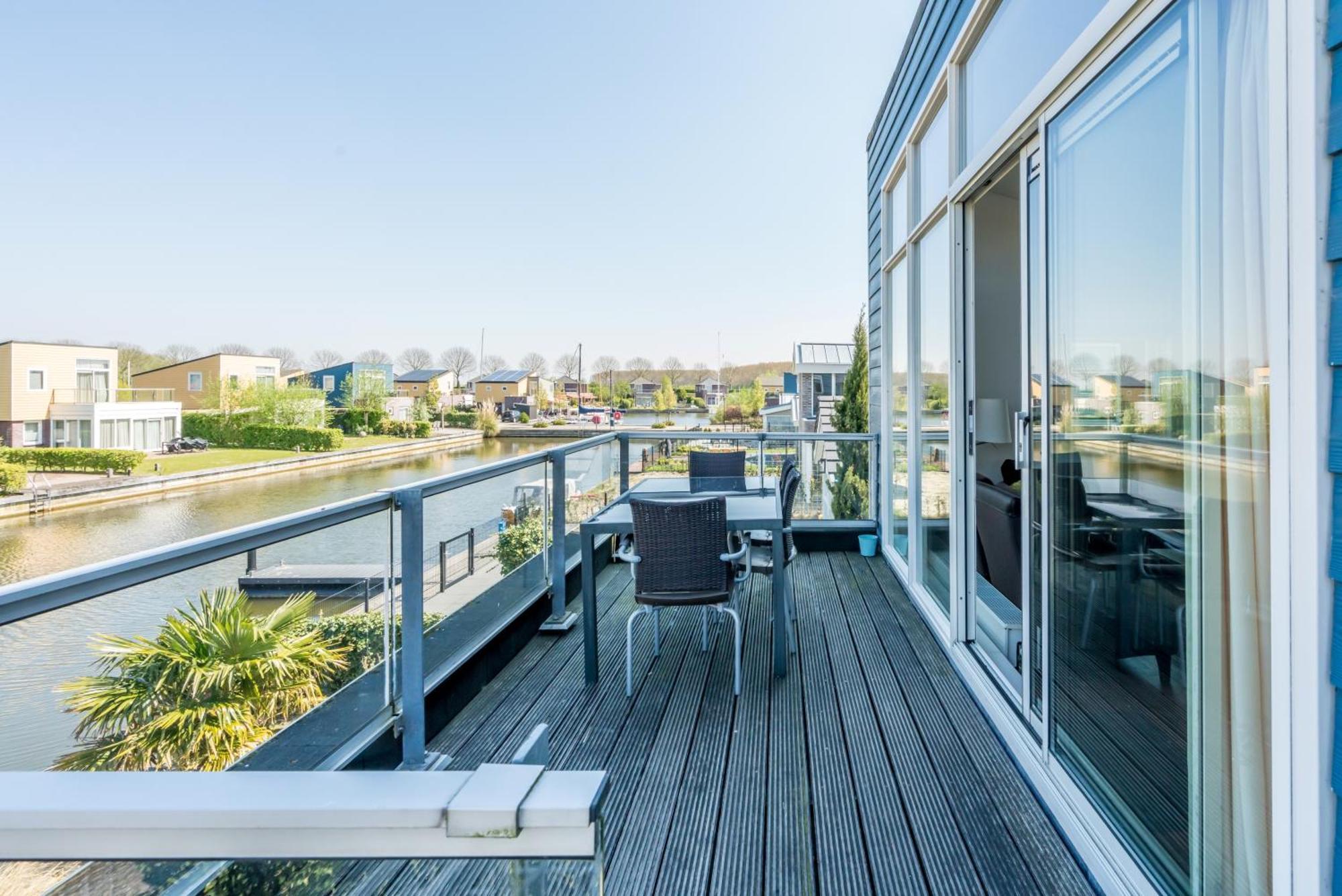 Nautic Rentals - Marinapark Oude-Tonge Экстерьер фото