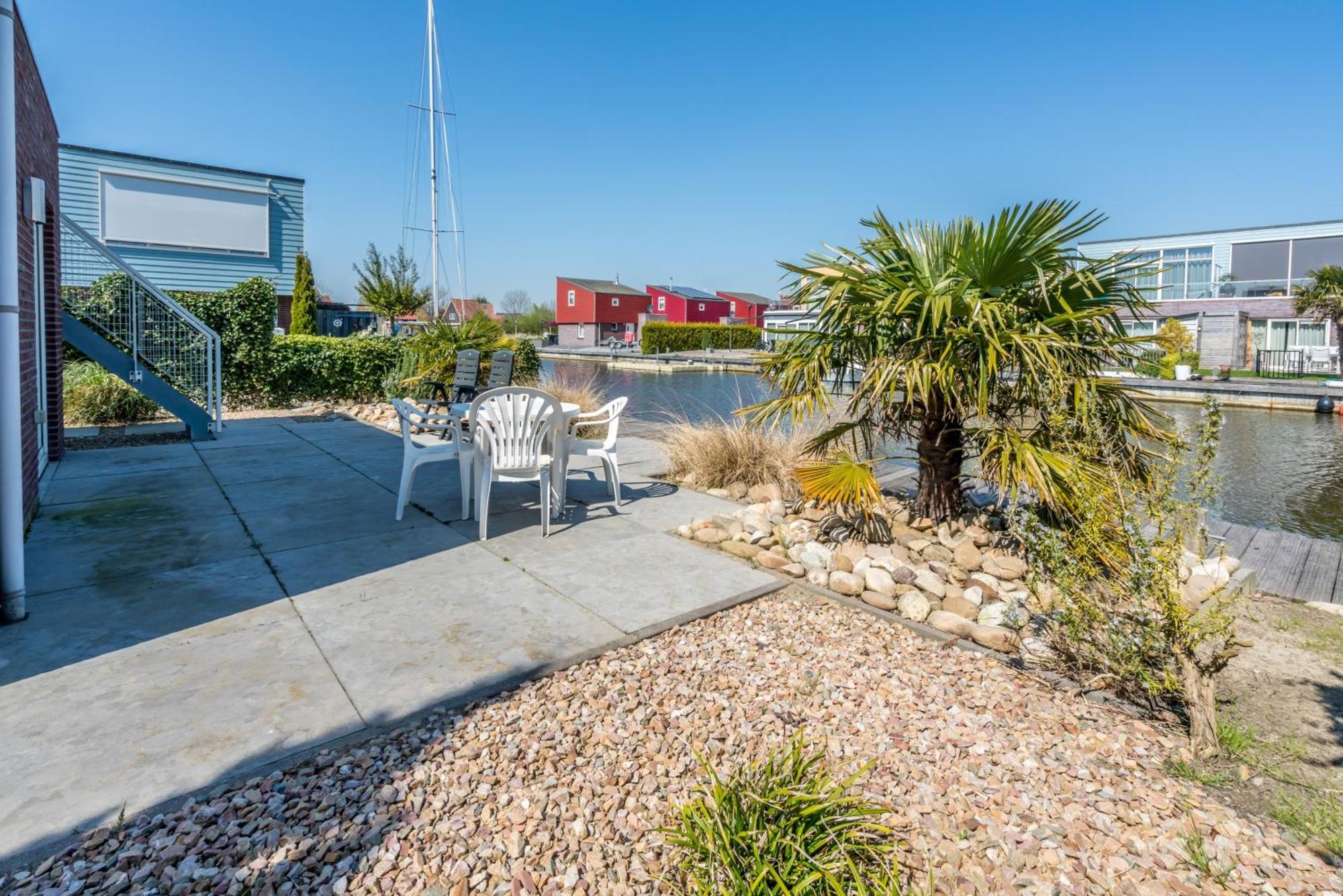 Nautic Rentals - Marinapark Oude-Tonge Экстерьер фото
