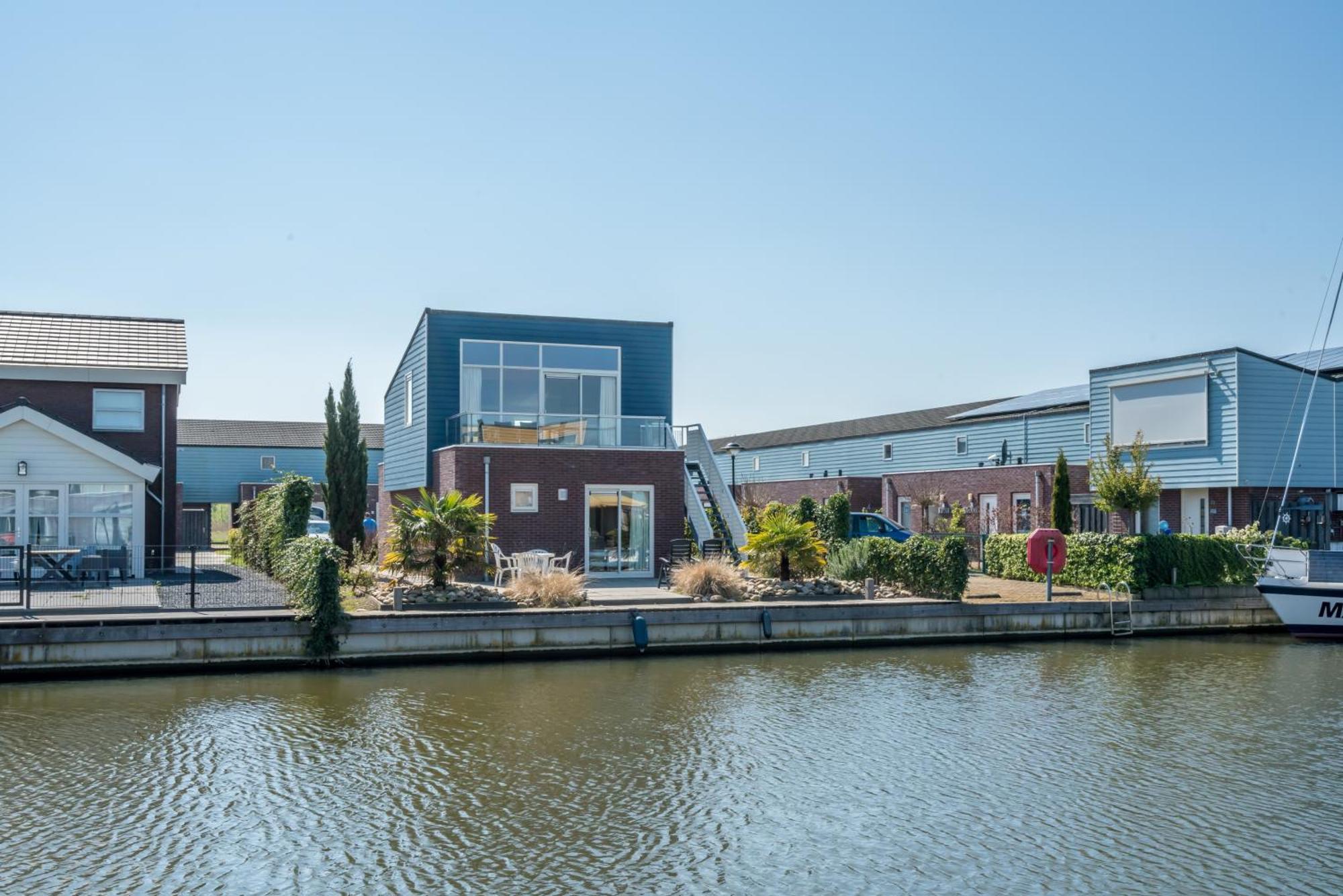 Nautic Rentals - Marinapark Oude-Tonge Экстерьер фото