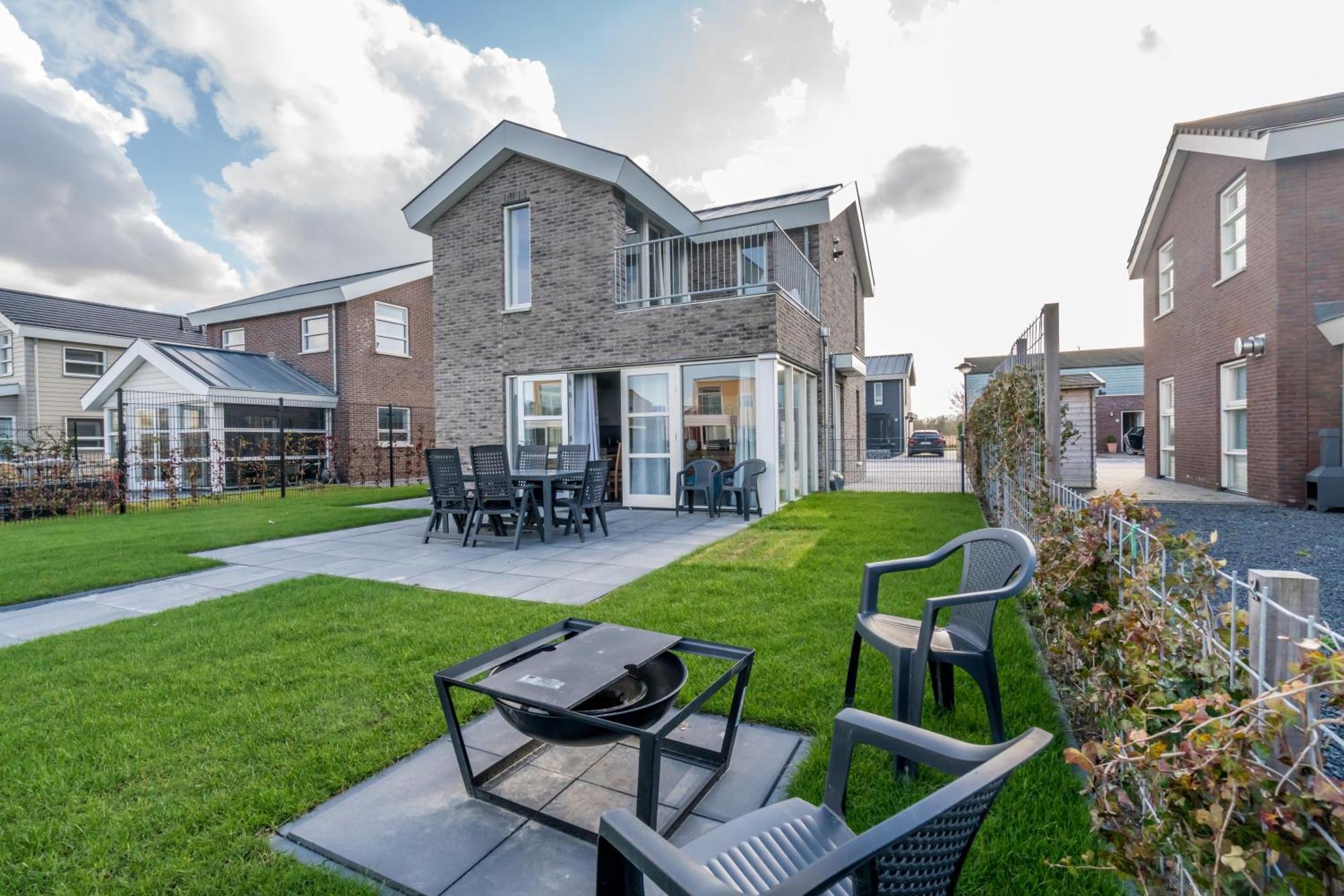 Nautic Rentals - Marinapark Oude-Tonge Экстерьер фото