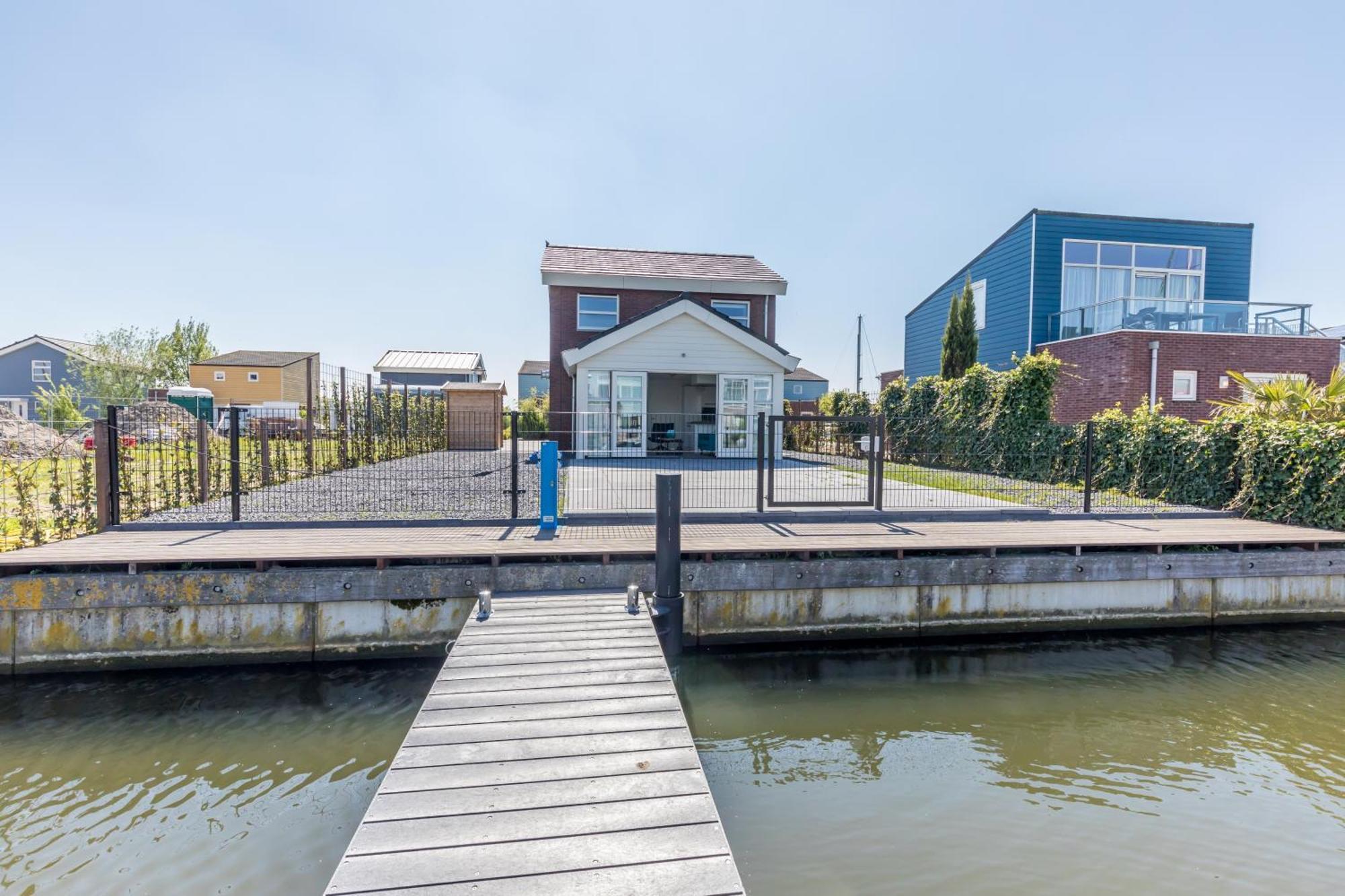 Nautic Rentals - Marinapark Oude-Tonge Экстерьер фото